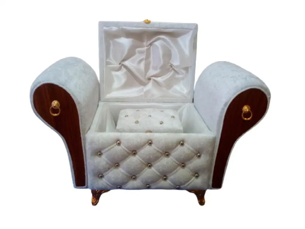 

Seat Quilted Diamond 2 Li Dower chest Cream