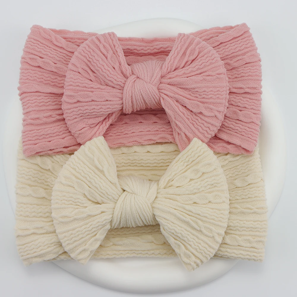 Рисунок 5 - вязаные детские повязки на голову