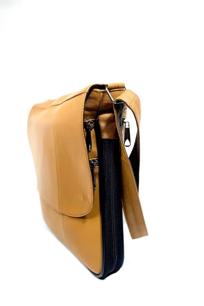 

Thor Real Leather Unisex Cross Messenger Bag-Tan