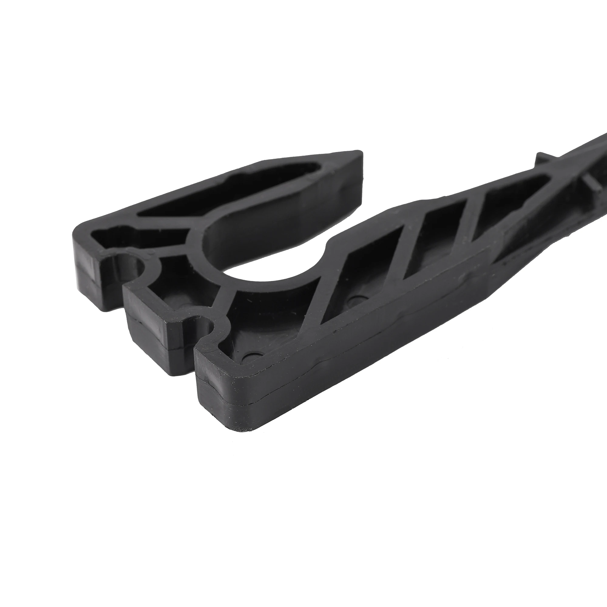 4/7Mm 3/5Mm 16Mm Tube Pipe Hose Holders C type Groud Stakes For PE Tubing Drip Irrigation Fittings Brackets Garden Supports - купить по