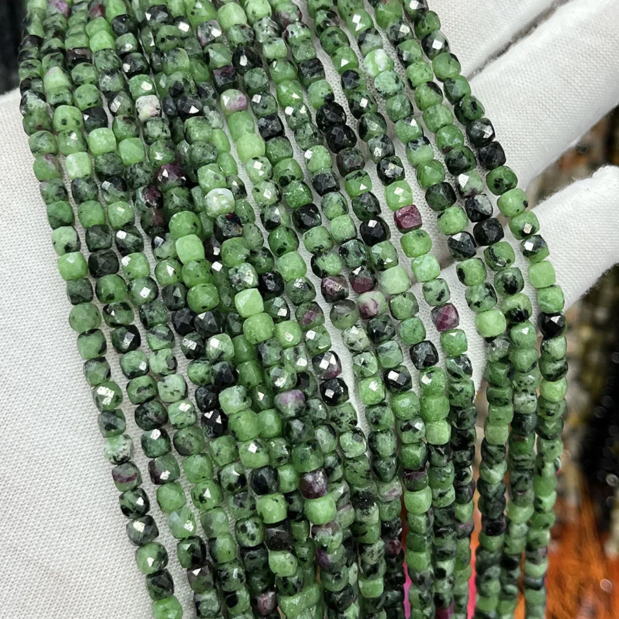Бусины из натурального камня рубина ручной работы изумруда граненые кубики