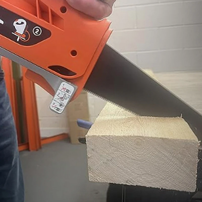 

Замена лезвия для пилы Black+Decker