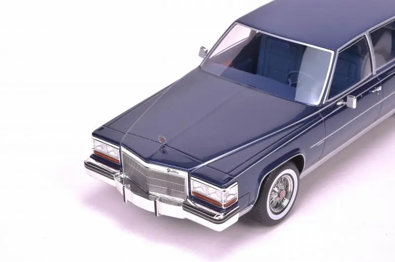 

BOS 1:18 для Cadillac Fleetwood бругем, Классические автомобили, ограниченная серия, модель из смолы, строительный подарок на день рождения