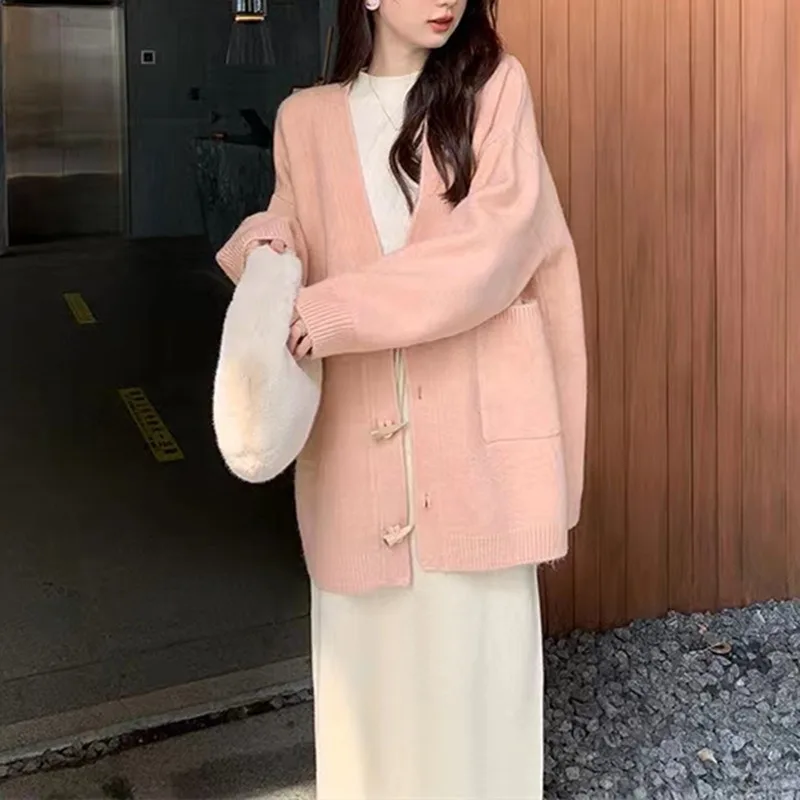 

Lazy style soft glutinous V-neck cow horn button sweater autumn and winter loose and slim knit jacket