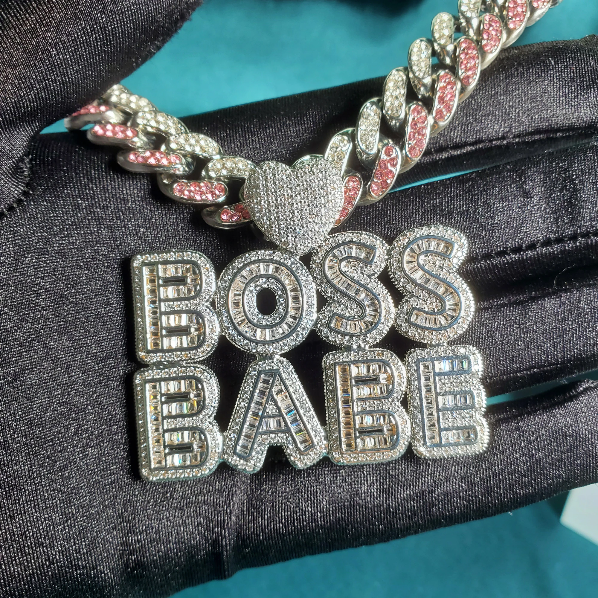 Icy Baguette Letters Nameplate with Heart Bail Custom Name Chain, Popular Personalized Women's Jewelry, Birthday Gifts for Her