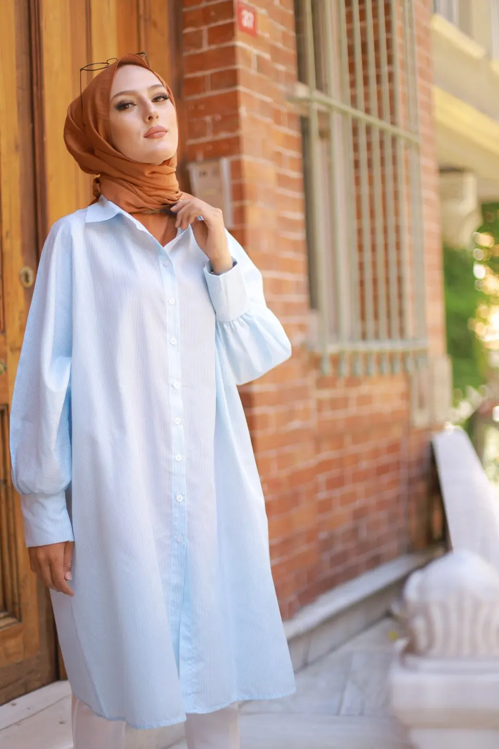 Женская длинная туника в полоску зимний и осенний стиль 2021