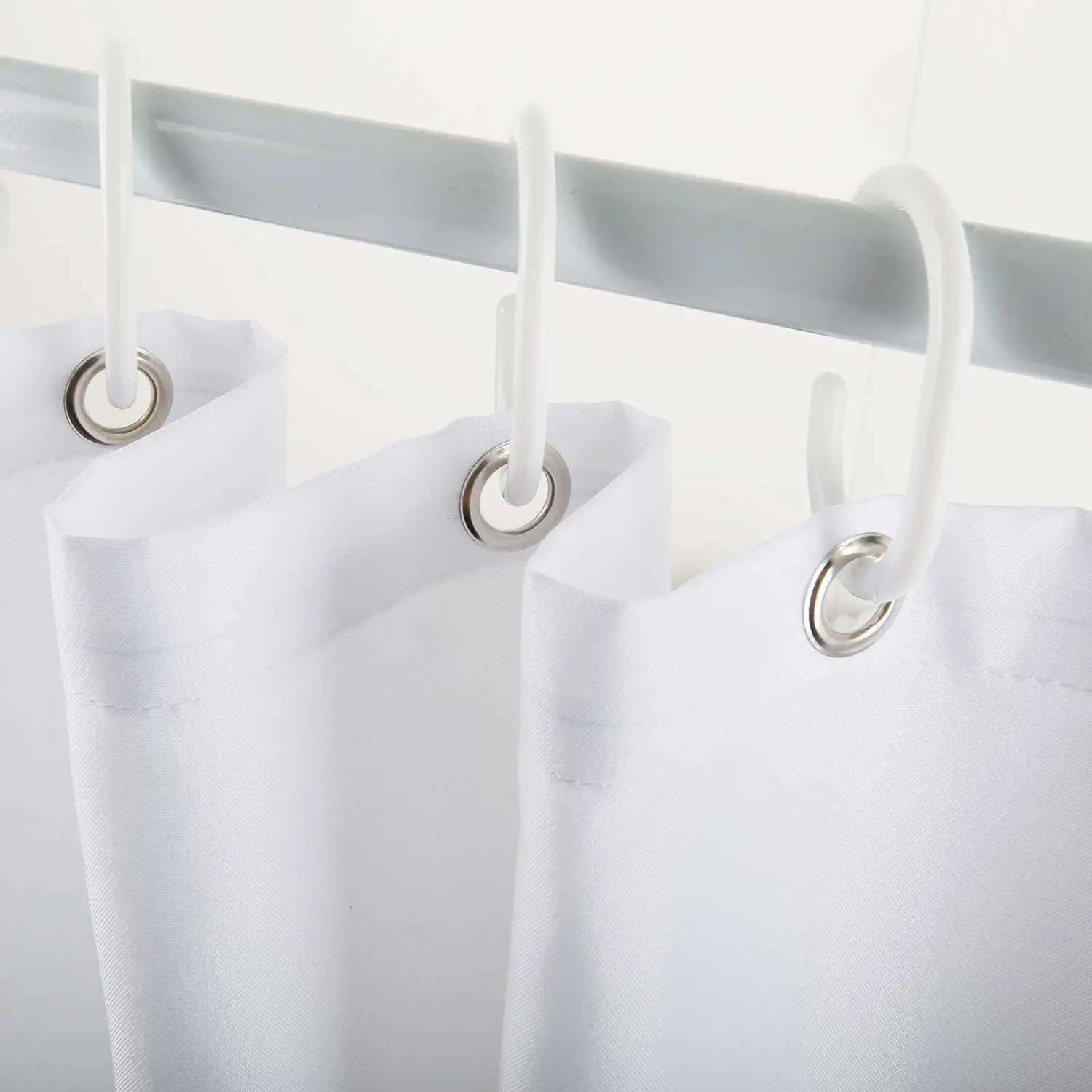 Занавеска для душа с цветочным рисунком