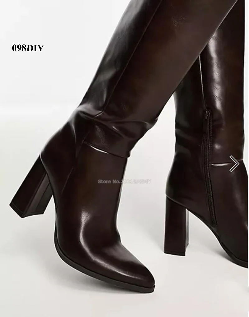 Гламурные коричневые кожаные сапоги до колена с острым носком размер 38