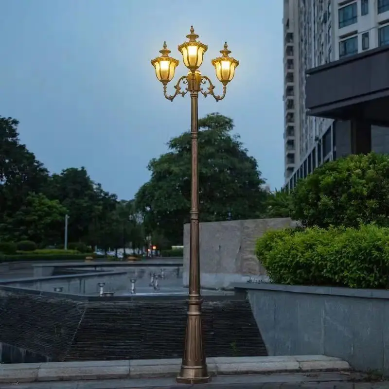 (H: 2.2m) European Landscape Lamp 2/3 Head Courtyard Street Lamp Garden Outdoor Die Cast Lawn Lamp Villa Lighting