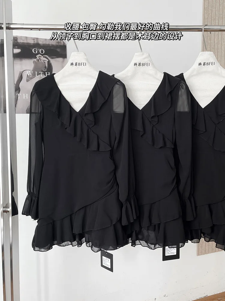 Модное платье-трапеция с V-образным вырезом и расклешенными рукавами женское