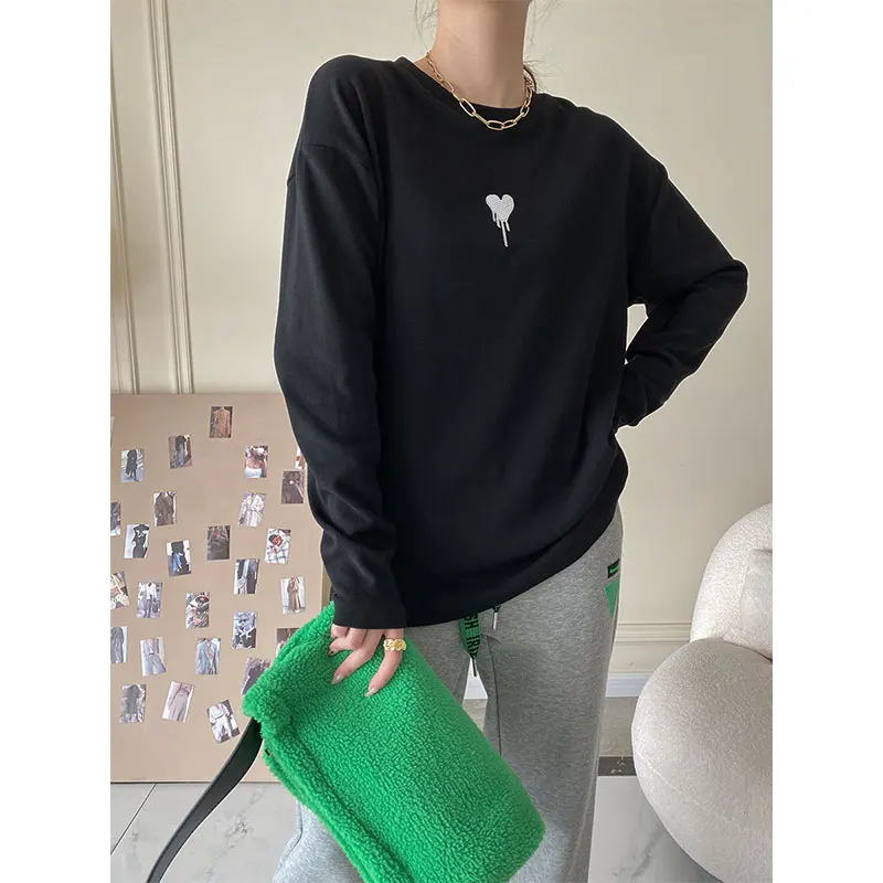 

Heart Embroidery Heavy Long-Sleeved Brushed T-Shirt Women Korea 2022 Autumn New Style Simple OL Commuter Design T Shirt