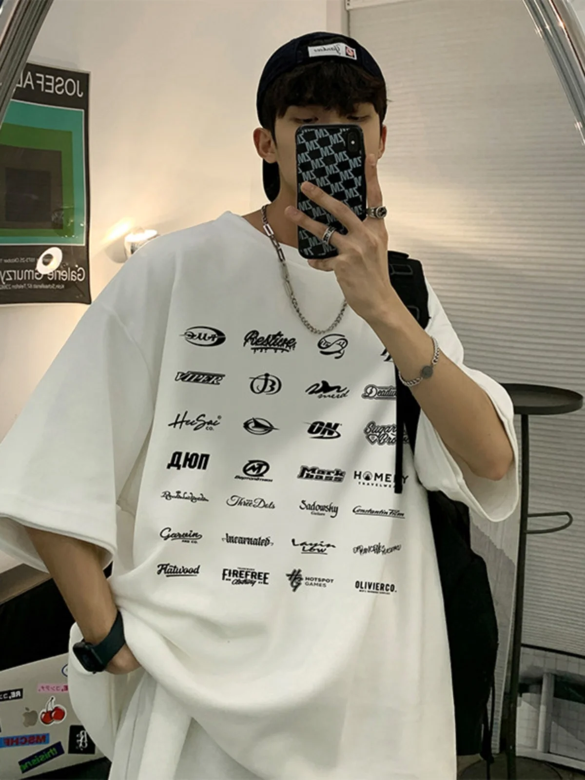 Футболка с короткими рукавами и принтом винно-красного цвета мужская летняя