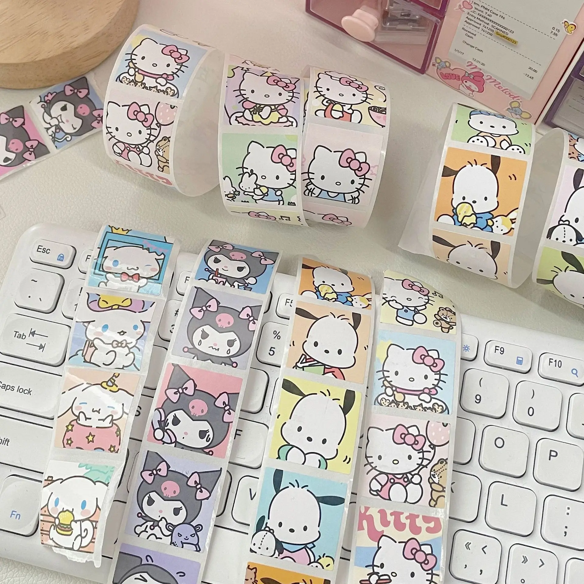 

200pcs Sanrio Creative Rolls of Film Sealing Stickers Cute Kulomi Hellokitty Handbook Decorative Cartoon Animation Stickers