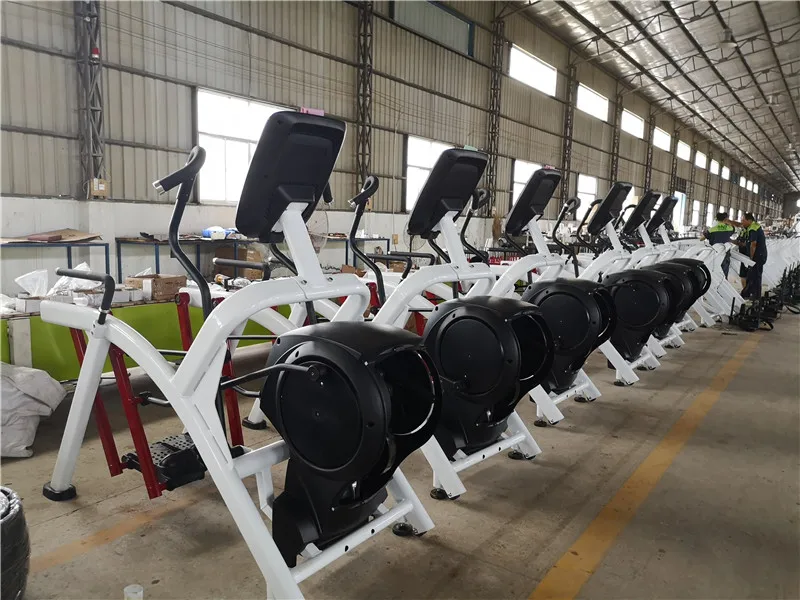 Профессиональное коммерческое оборудование для тренажерного зала Arc Trainer Cybex Cardio