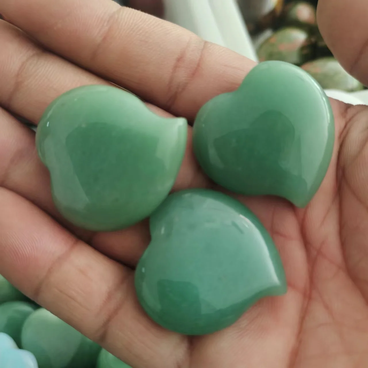 

3cm natural peach-shaped Dongling Jade heart Quartz Crystal healing stone Carved Reiki home Decoration Palm stone gifts handmade