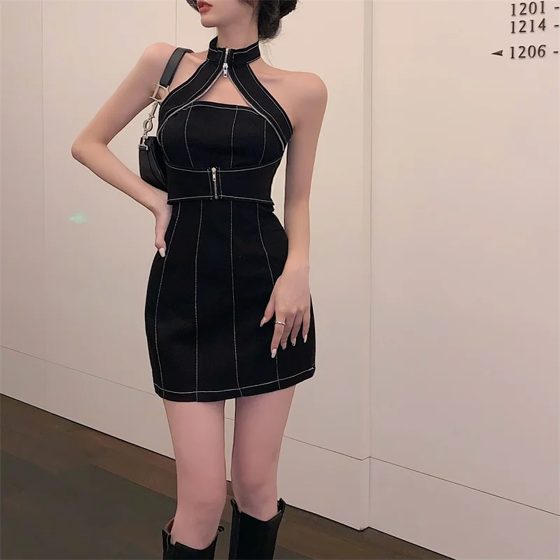 Женское джинсовое мини-платье с лямкой на шее без рукавов