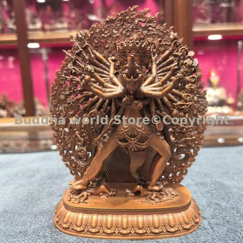 

Статуя Будды Vajrapani