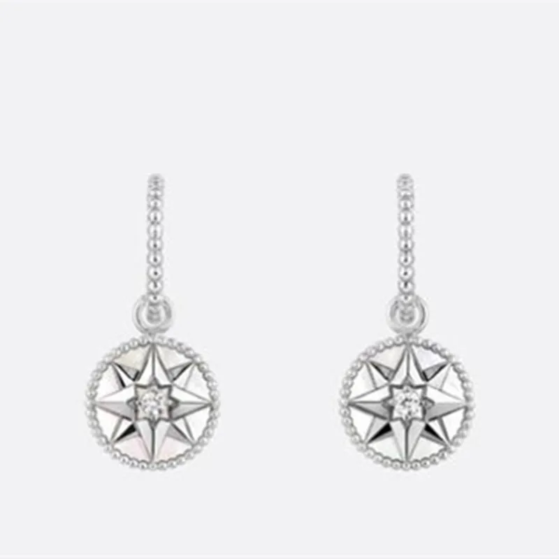 

2022 New Fashion Women's Earnail Luxury Jewelry High Quality Gift Box