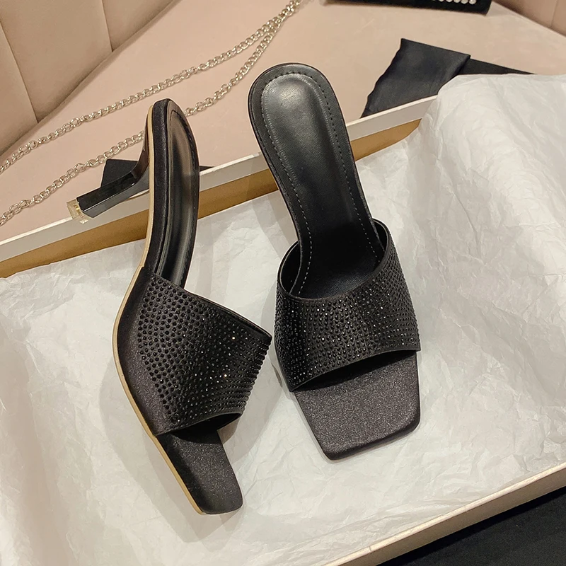 Летние шлепанцы Kcenid с квадратным носком для женщин модные блестящие шёлковые