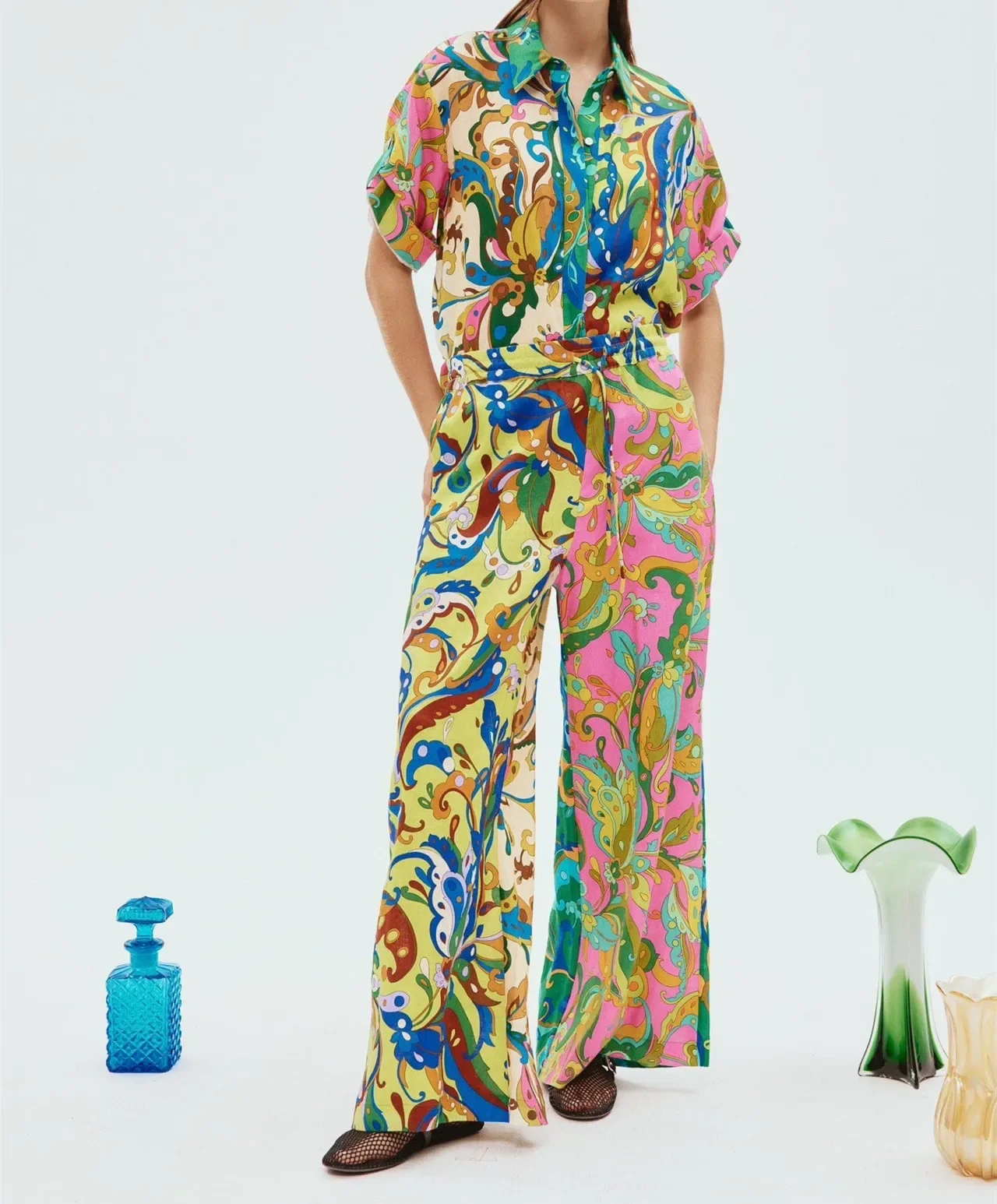 

Women Abstract Print set Fashion Loose Shirt With Wide Legs Pant
