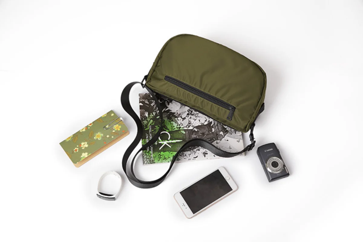 Casual Men Shoulder Messenger Bag Oxford waterproof Cell Phone Bag Unisex Crossbody Pack Travel Waist Pack Chest Pouch Backpack