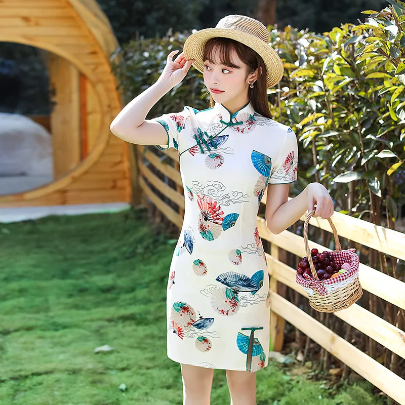 Лето 2024 короткое повседневное облегающее платье Ципао для маленькой девочки
