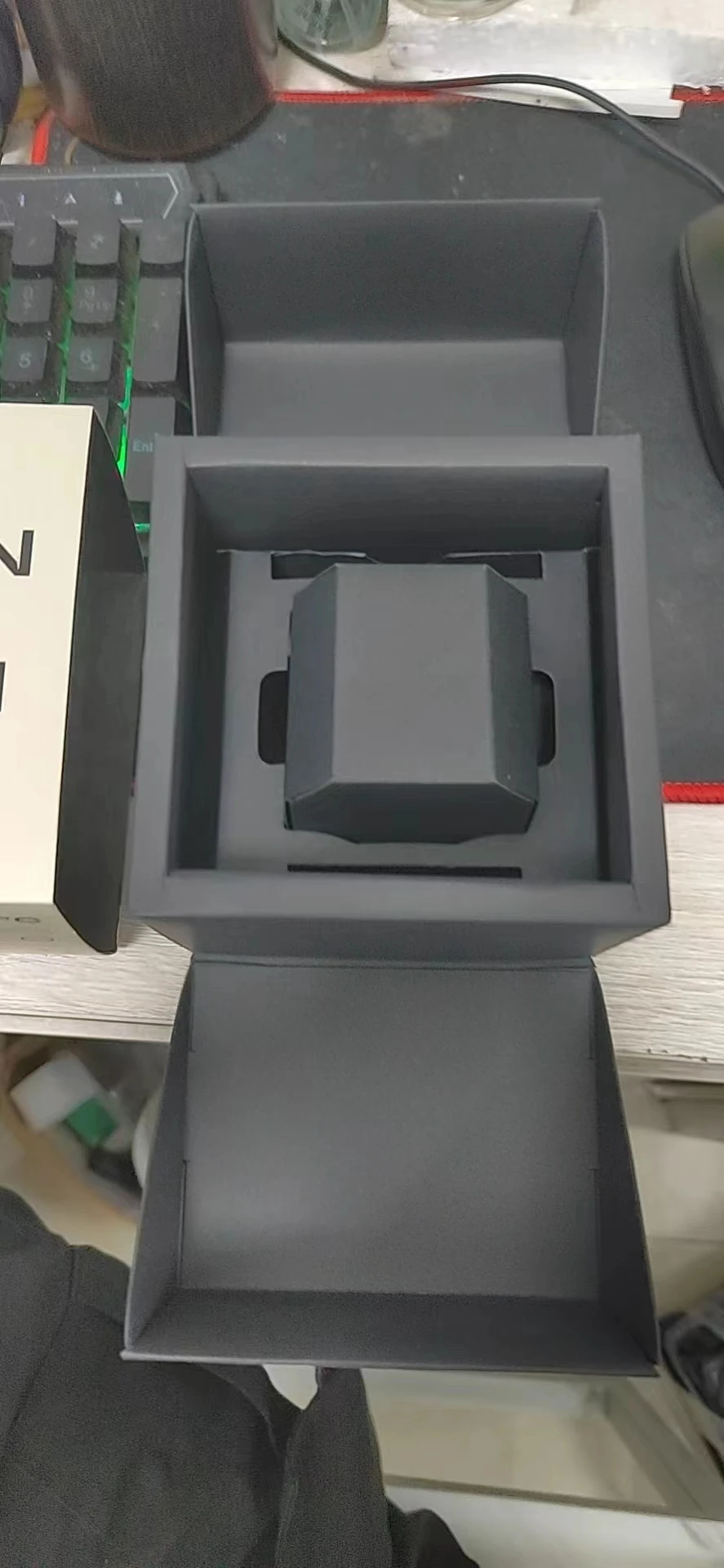 

VIP, watch box, watch accessories
