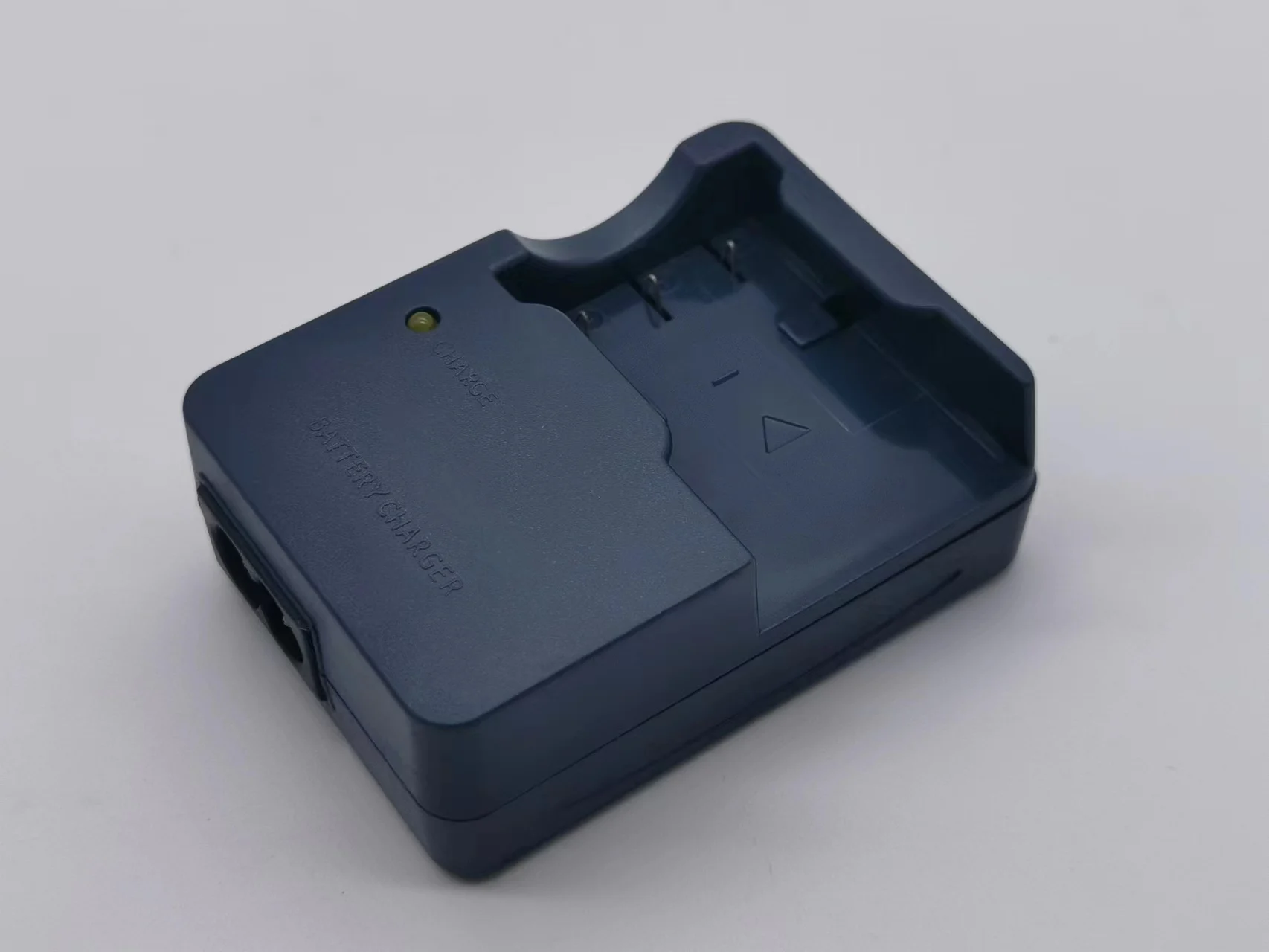 Зарядное устройство для Canon Digital IXUS 600 700 I II I2 I5 SD100 SD10 SD20 SD110 SD500 SD550