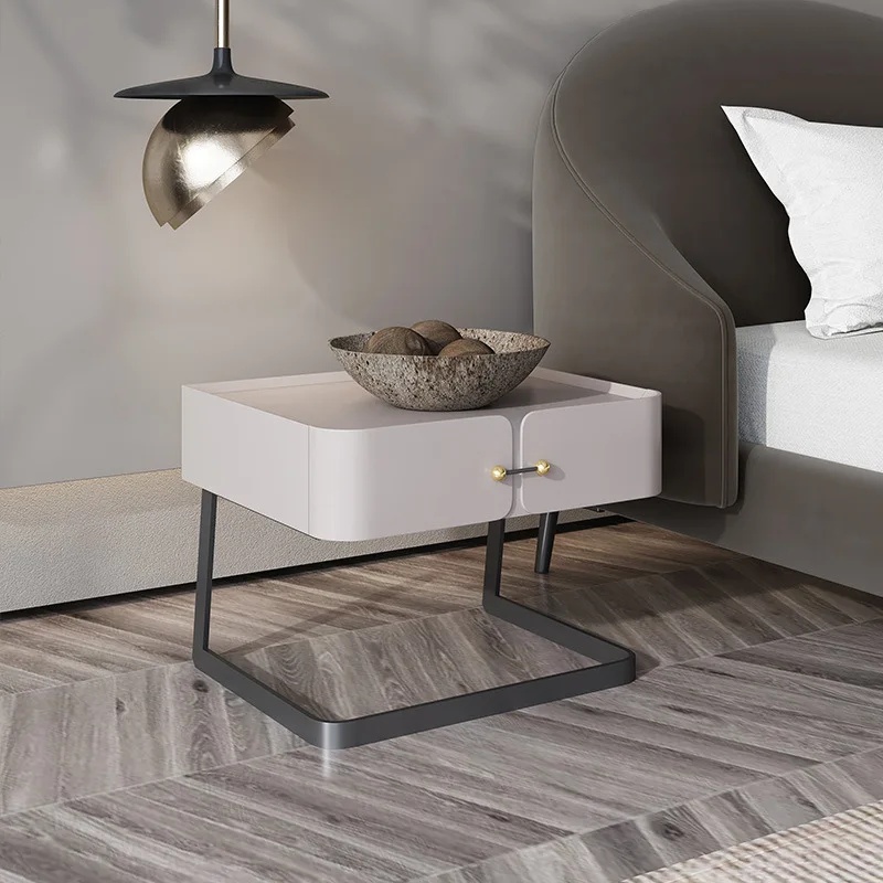 

Современная светильник Роскошная прикроватная тумбочка в простом стиле с выдвижным ящиком может хранить Искусственный Красный Ins прикроватный столик