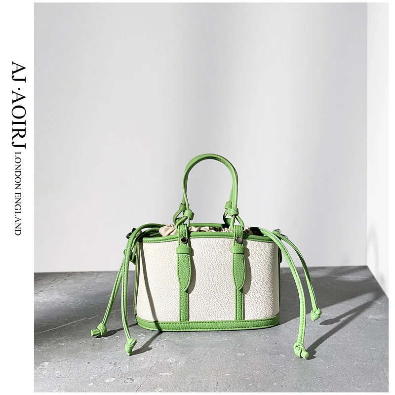 

2022 New Women's Bag Premium Handbag Splicing Contrast Small Square Bag One Shoulder Bag Green Quality Women's Bag
