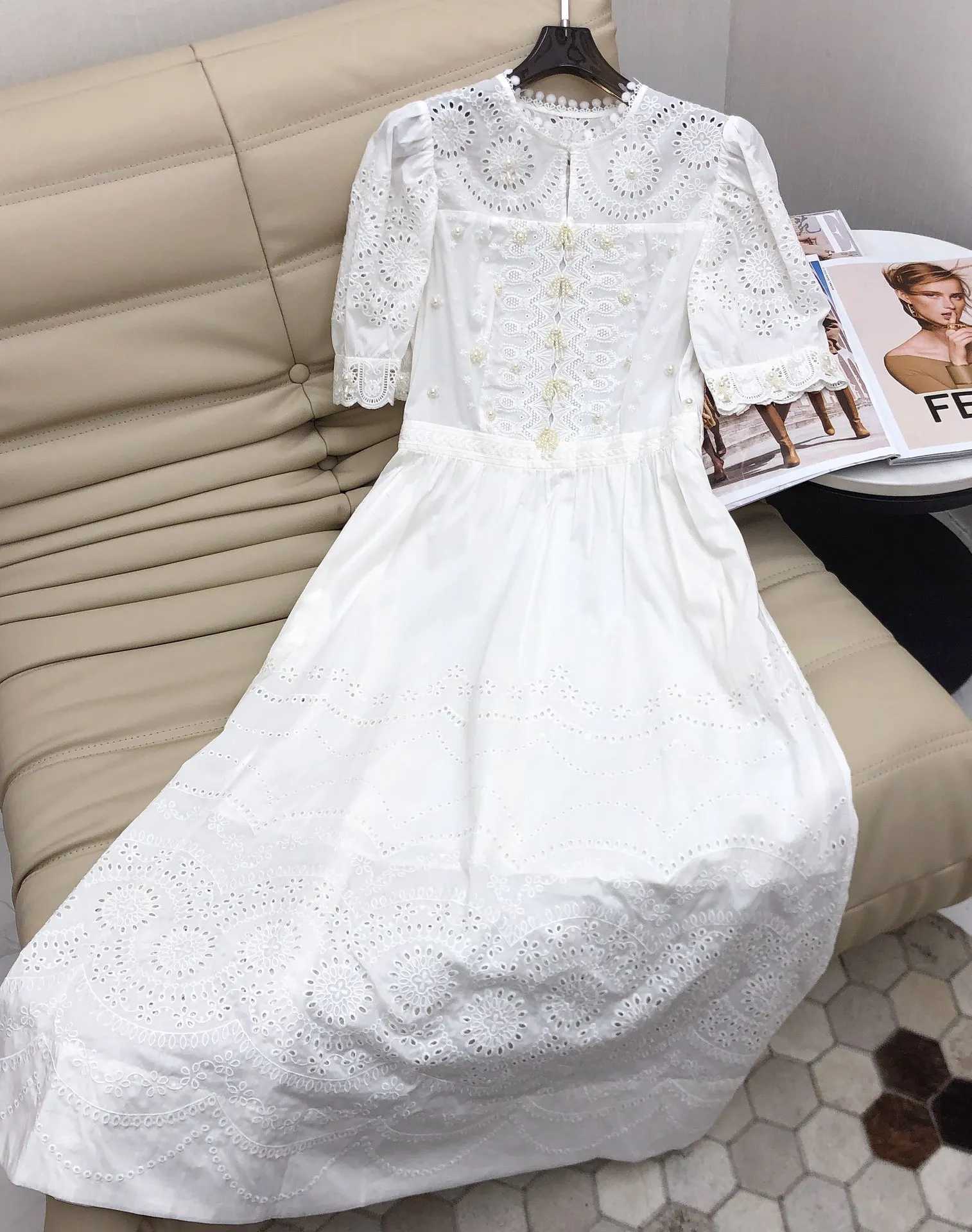 

Женское платье с рукавами-фонариками, весна-лето 2023