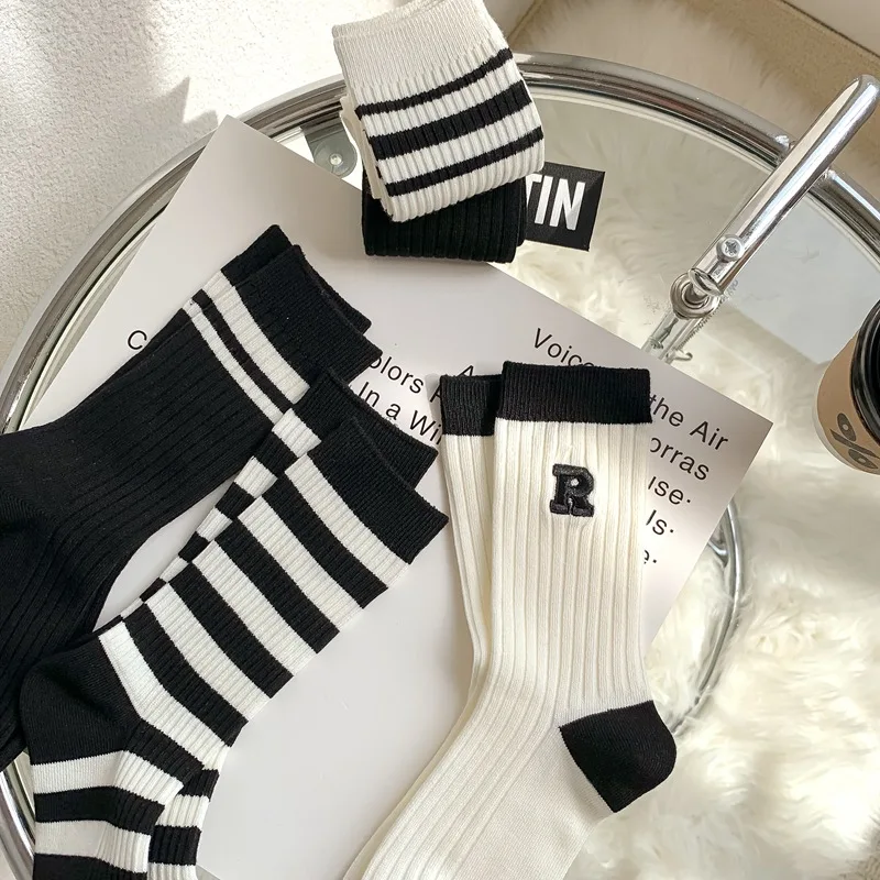 5Pairs Casual Black White Striped Women Socks Simple Letter Embroidery Middle Tube Socks Hip Hop Skateboard Breathable Sock