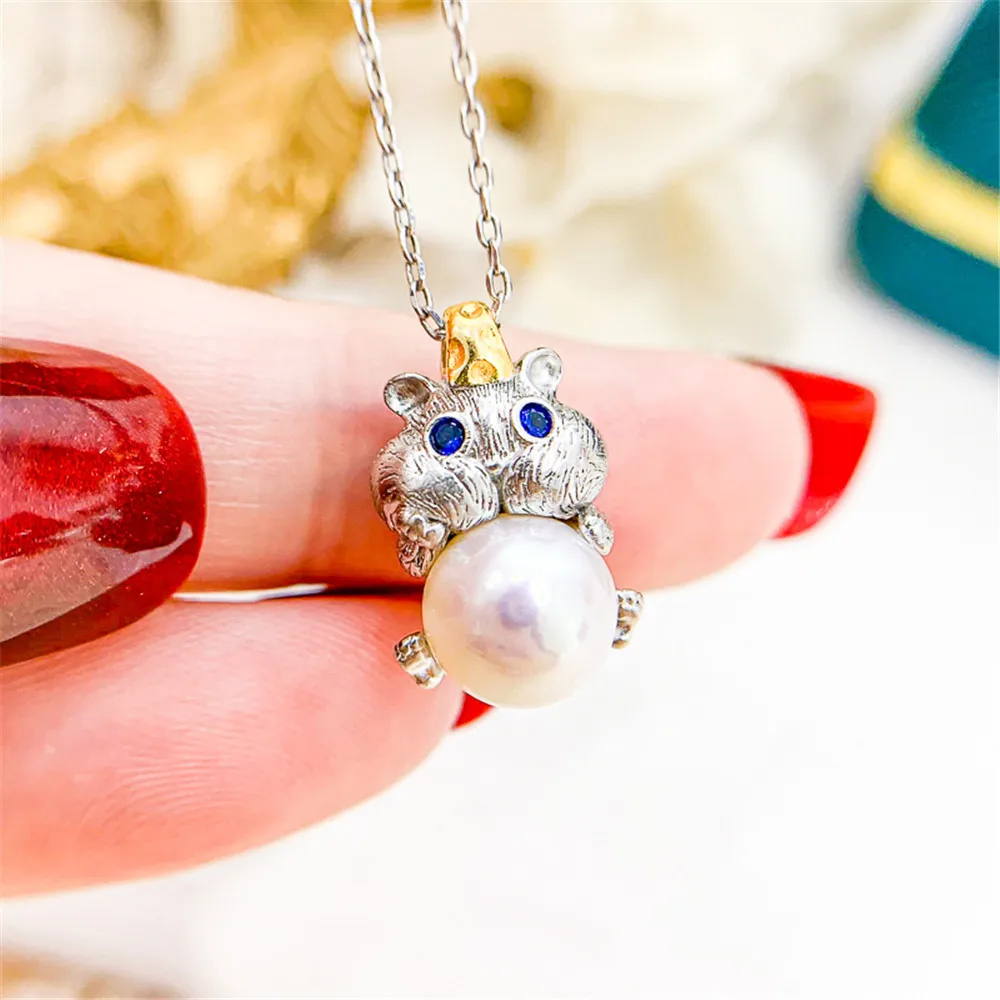 

DIY Pearl Accessories S925 Sterling Silver Pendant Empty Holder Squirrel Jade Necklace Pendant with 5-7mm Beads