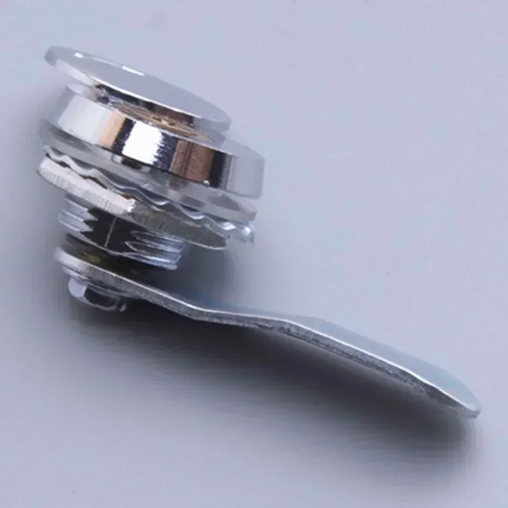 Навесной замок с кулачковым замком