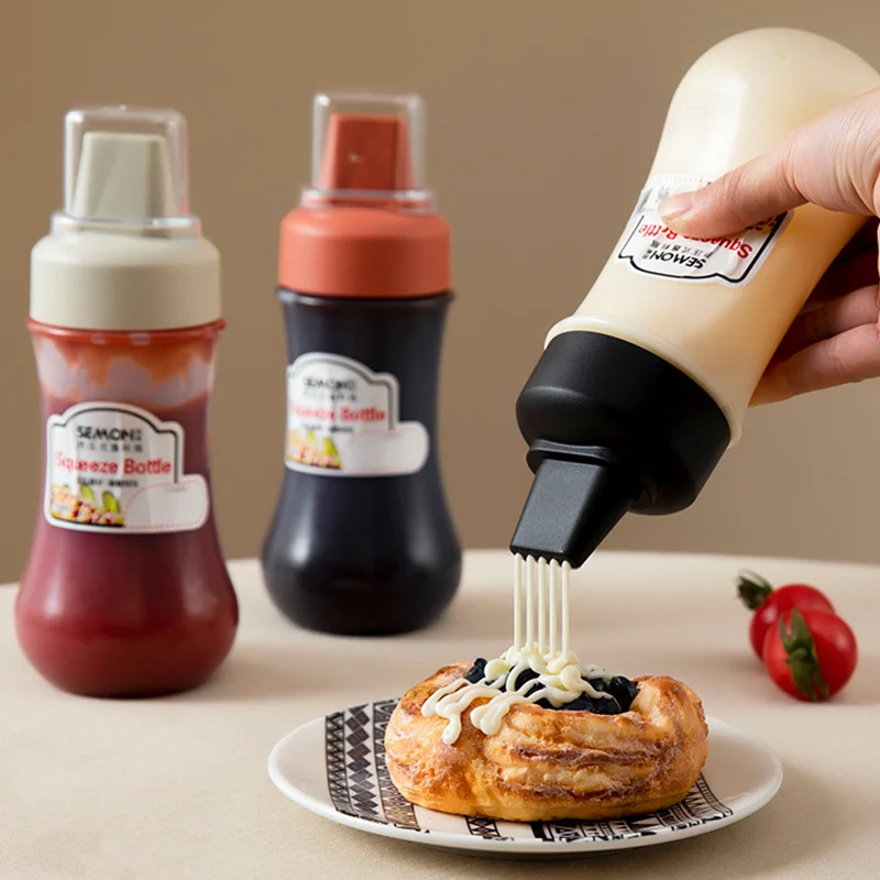 

350ML Sauce Squeeze Bottle Five Hole Plastic Ketchup Bottle Sauce Honey Dispenser Container Kitchen Condiment Olive Oil Bottles