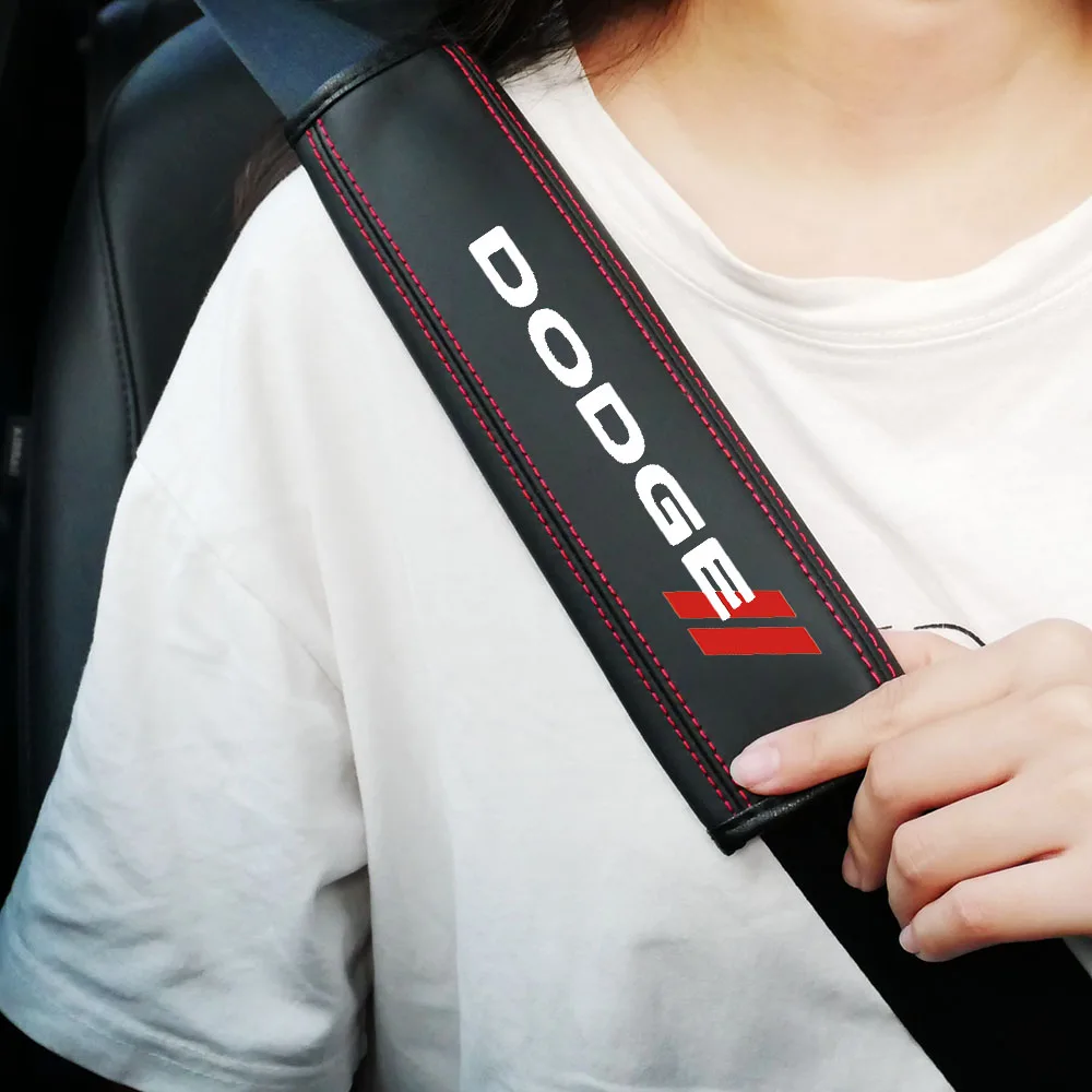 1Pcs Car accessories Seat Belt Leather Safety Belt Shoulder Cover for Dodge Journey Challenger Caliber Seat Belt Padding Pad