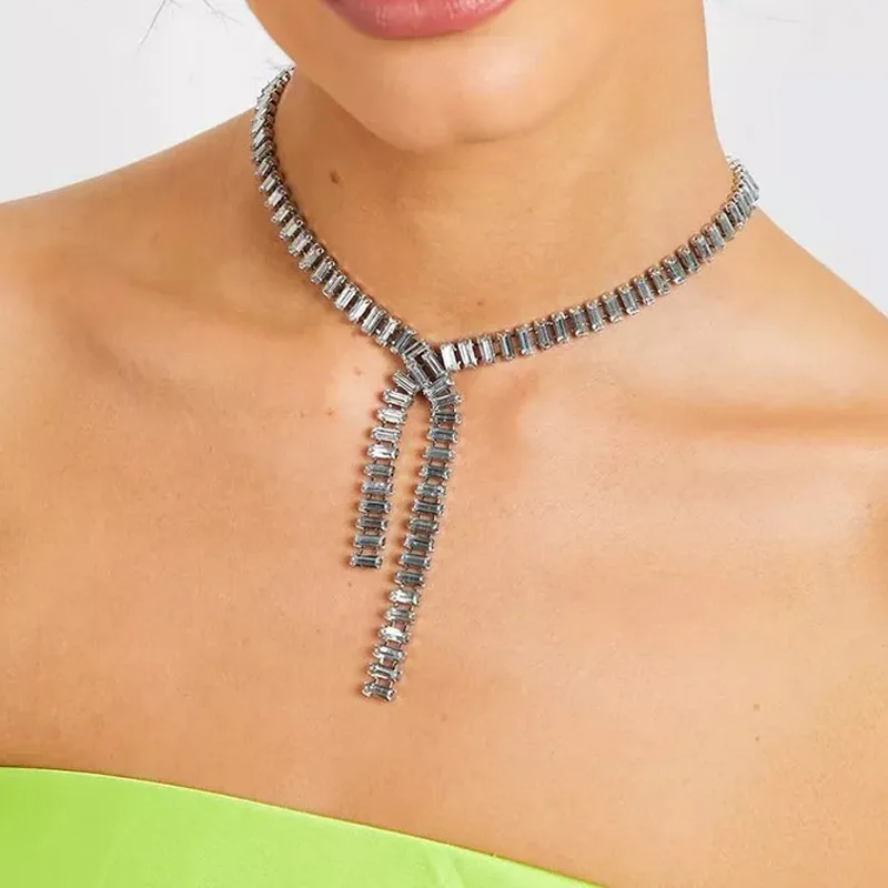

Handmade Rhinestone Hollow Rectangle Tassel Pendant Choker Neckalce Jewelry for Women Crystal Geometric Short Collar Necklace
