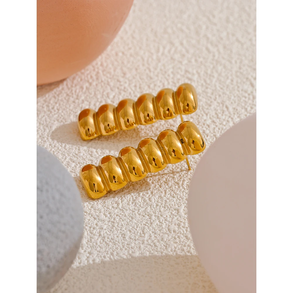 Серьги-гвоздики из нержавеющей стали с геометрическим рисунком