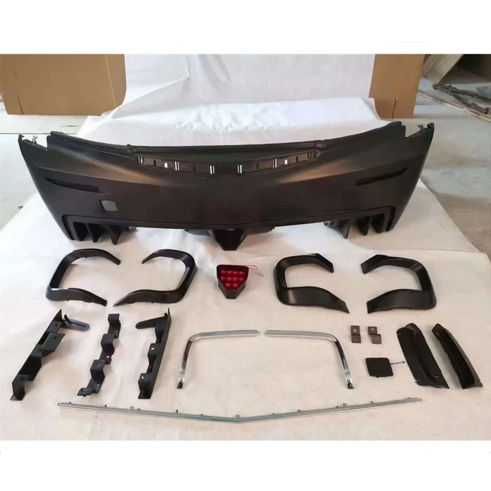 Модифицированный задний бампер в стиле GT для Cadillac ATS 2014-2018 комплект кузова