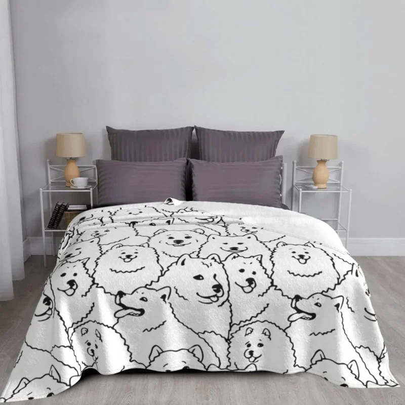 

Cute Samoyed Dog Fleece Spring/Autumn Portable Super Soft Throw Blankets For Bed Car Bedding Throws