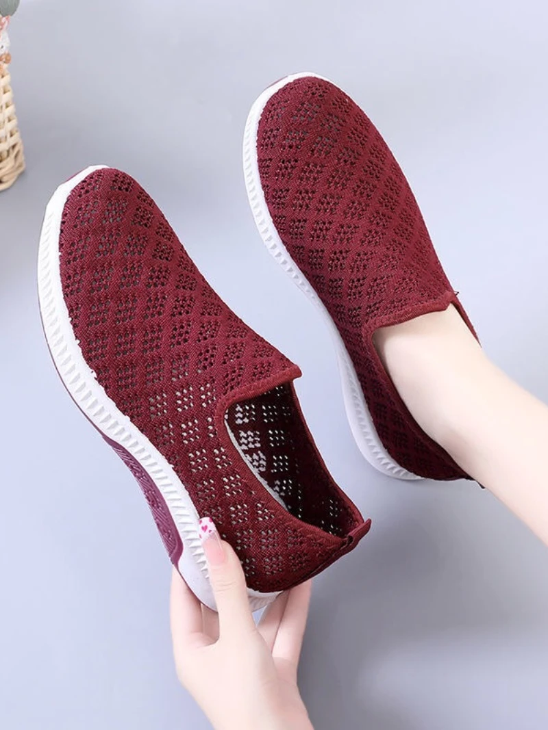 Ladies Casual Mesh Light Comfortable Women Shoes Breathable Hollow Sports Walking Sneakers Casual Flat Women's Solid Shoes 2023
