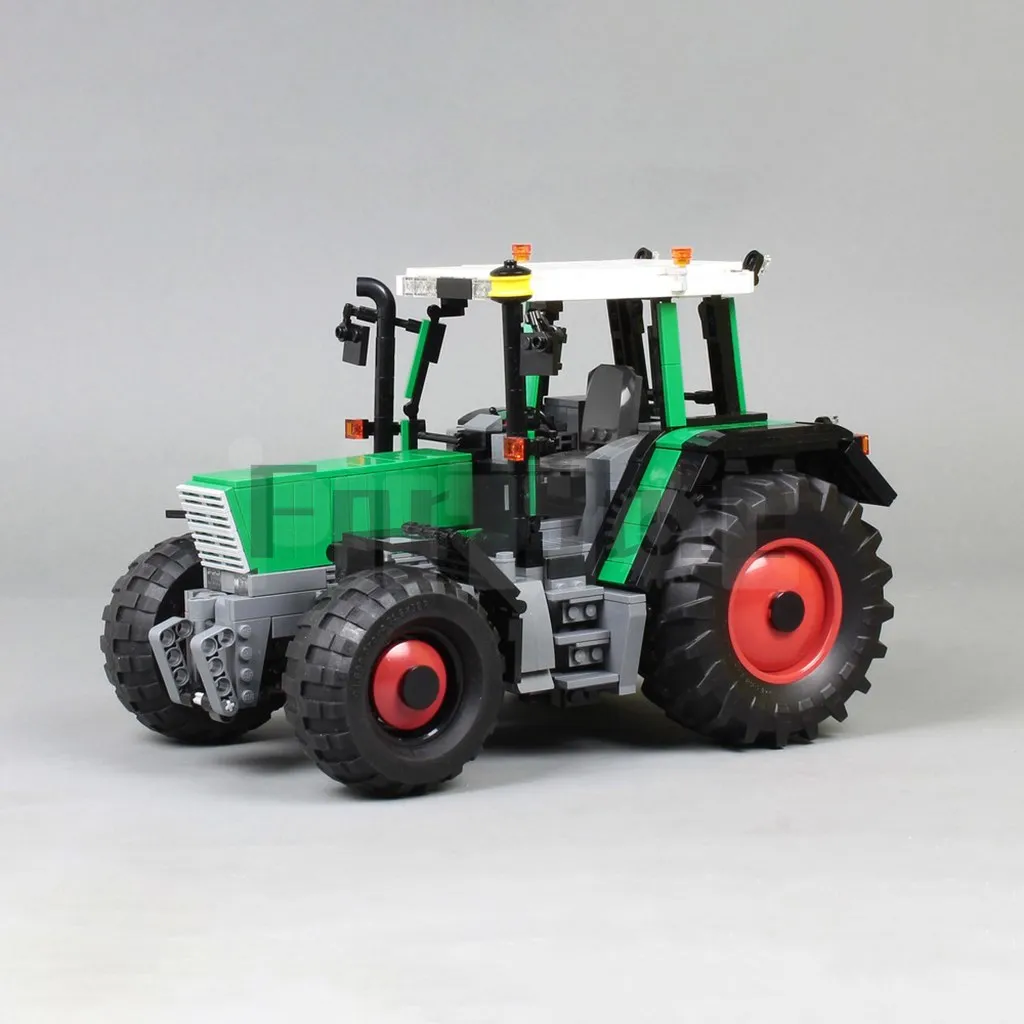 MOC-25708 Fendt Favorit 514C by Eric Trax & M Longer Buildin