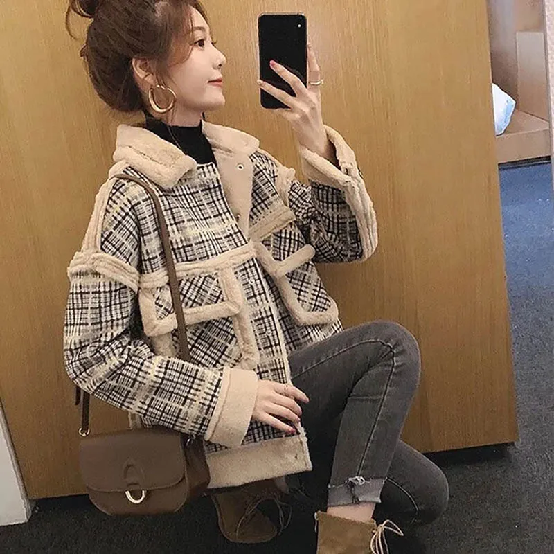 Autumn And Winter New Lamb Fleece Small Fragrant Coat Vintage Loose Plaid Jacket Korean Fashion Casual Cashmere Thick Coat