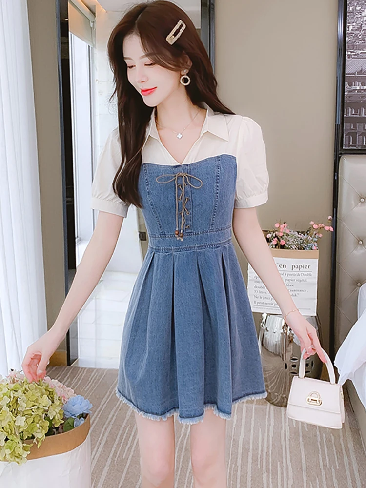 Летнее синее джинсовое лоскутное белое платье миди с воротником-поло женское