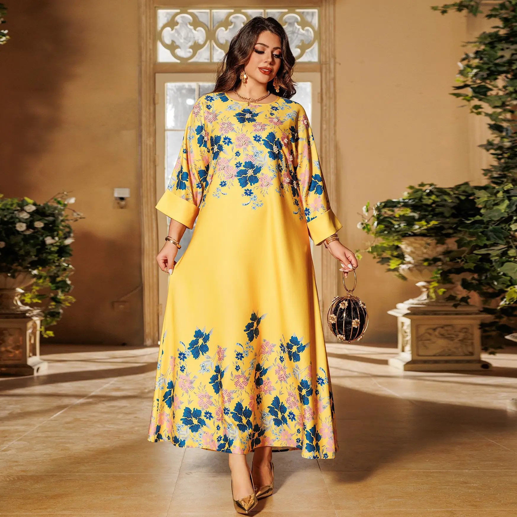 Abaya с мусульманским принтом Горячая модная одежда украшенная женское платье