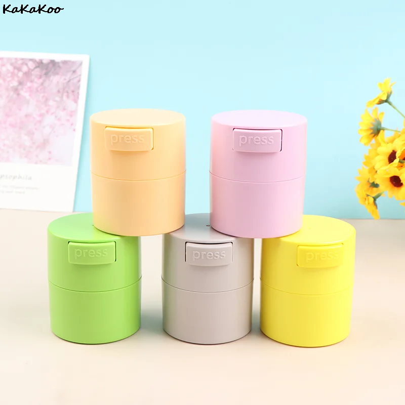 

Eyelash Extension Glue Storage Tank Individual Adhesive Stand Container Eye Lash Activated Sealed Storage Jar Container