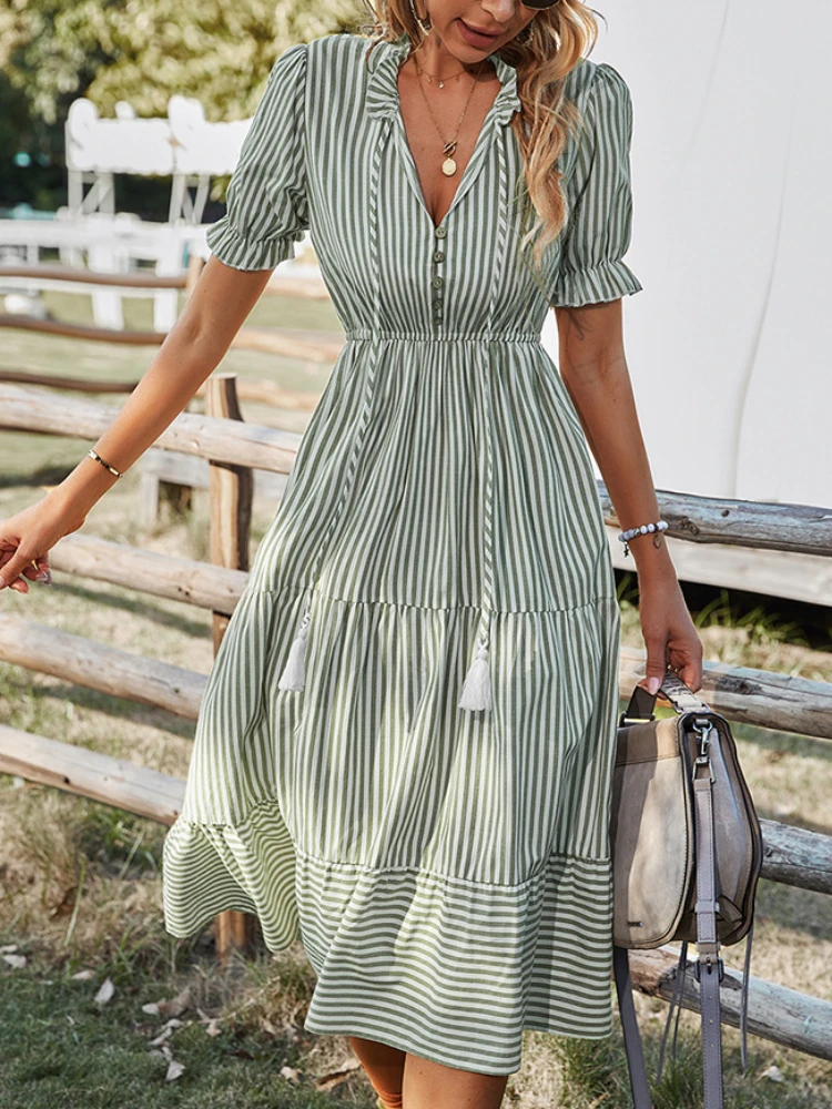 

Женское платье в полоску, с V-образным вырезом и коротким рукавом