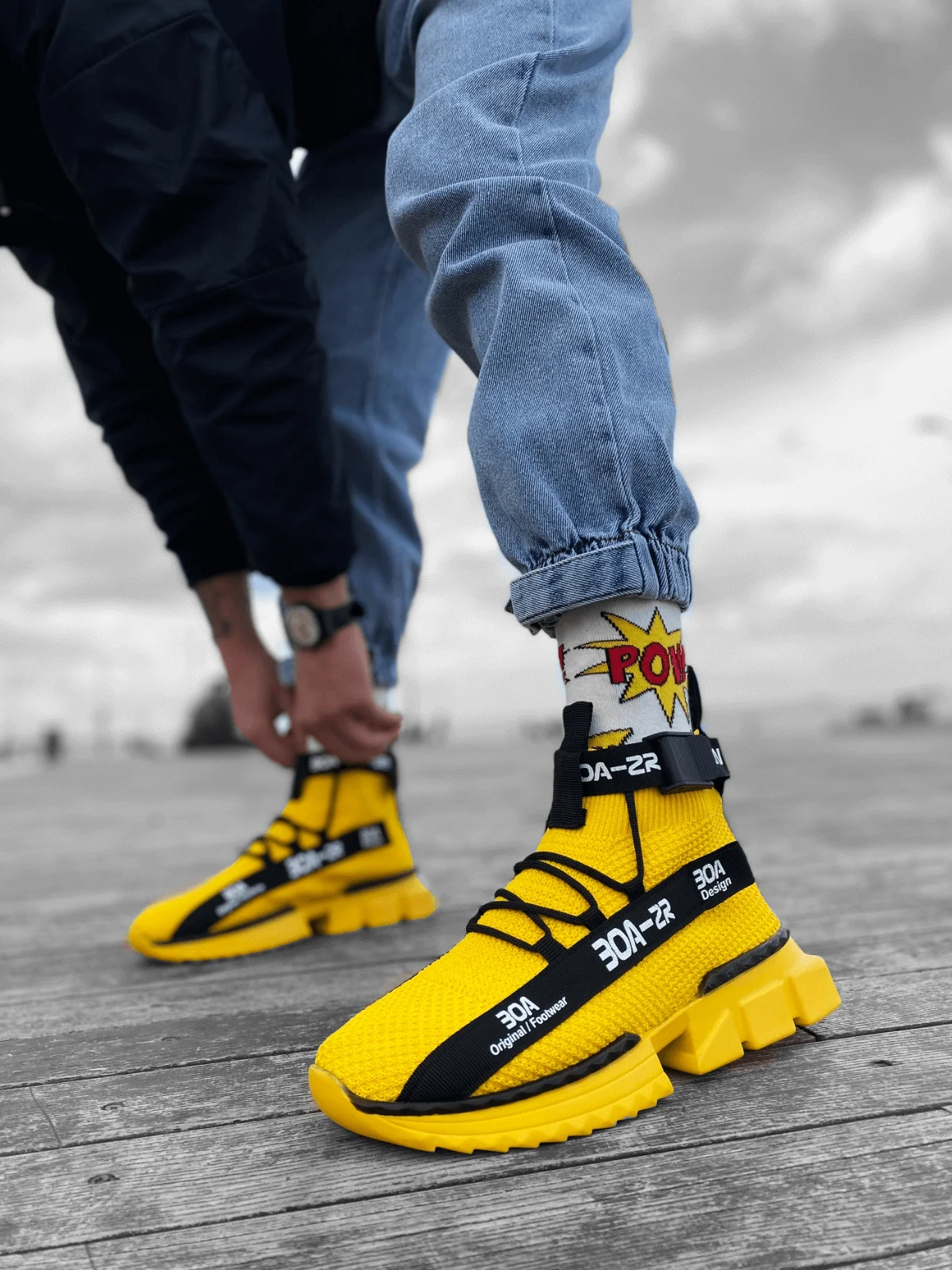 

Male Zr-x700 Style Yellow Color Sports Shoes