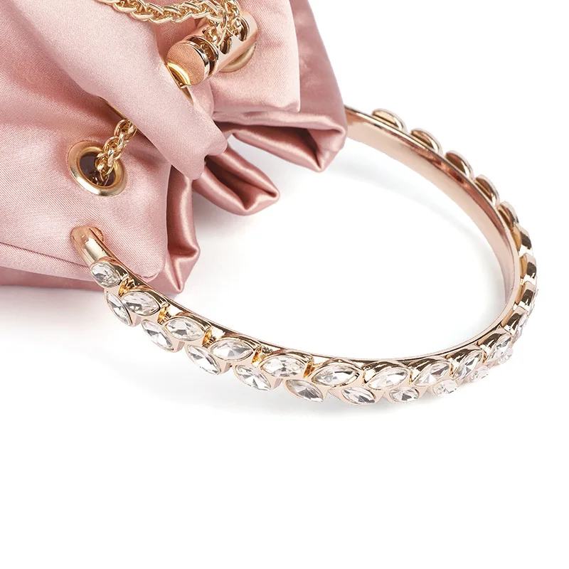 2023 Famous Designer Shoulder Messenger Dinner Bag High Quality Club Bag Evening Banquet Bags Diamond Women Purse And Handbags