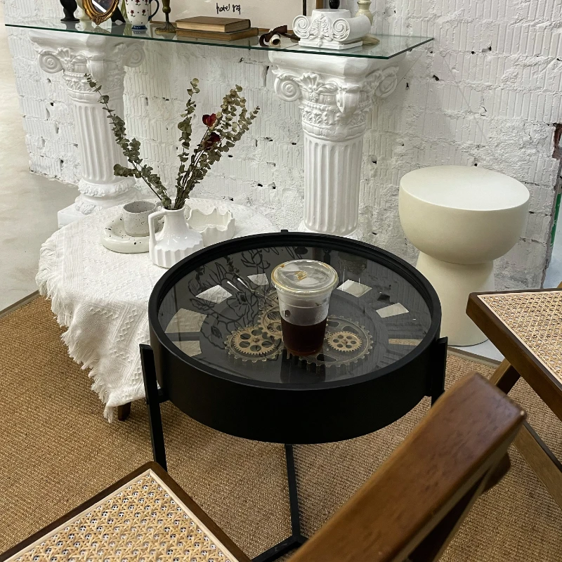 

Retro high-end feeling, light luxury, Nordic style designer, American living room, sofa, small coffee table, small unit homestay